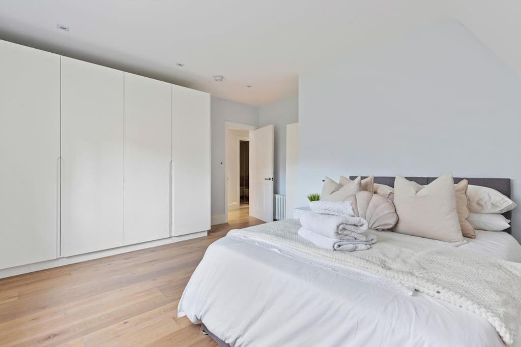 Luxury 3 Bed Flat In Kensington Lägenhet London Exteriör bild