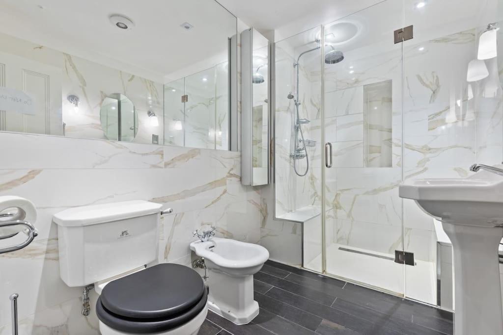 Luxury 3 Bed Flat In Kensington Lägenhet London Exteriör bild